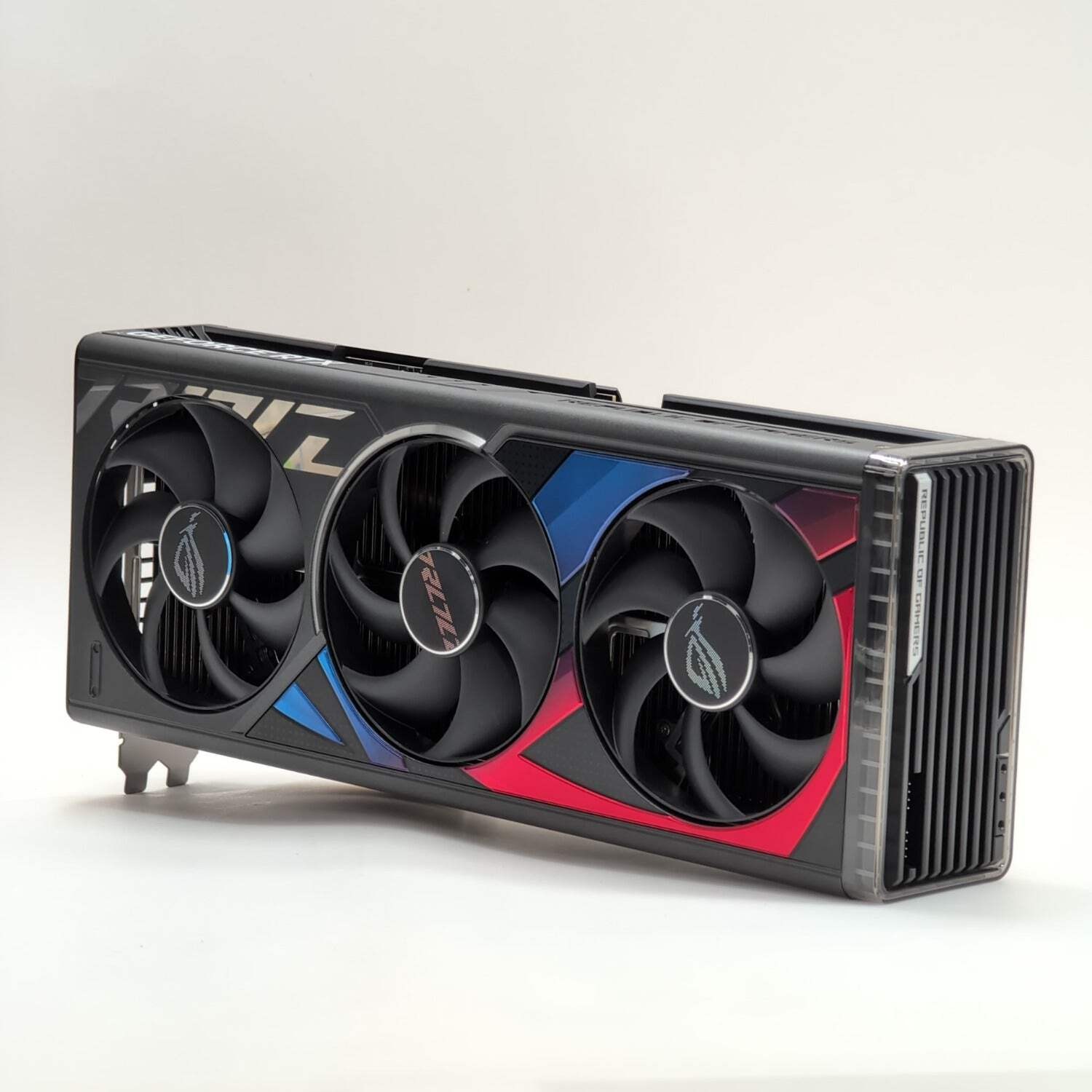 에이. 프리미엄 상품 Asus GeForce RTX 4 - Rtx 4090 24Gb Gddr6X 리뷰 및 가격
